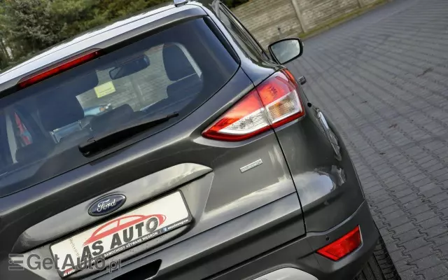 FORD Kuga 1.5 EcoBoost 2x4 Titanium