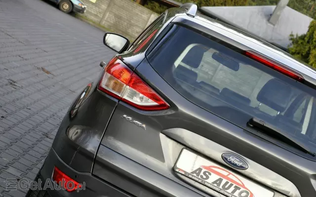 FORD Kuga 1.5 EcoBoost 2x4 Titanium