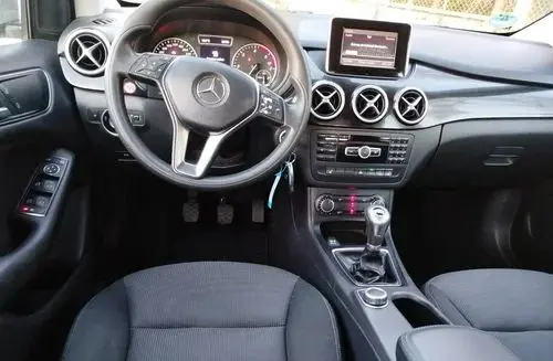 MERCEDES-BENZ Klasa B 