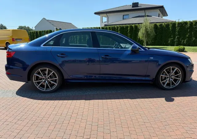 AUDI A4 Limousine 2.0 TFSI quattro S tronic sport