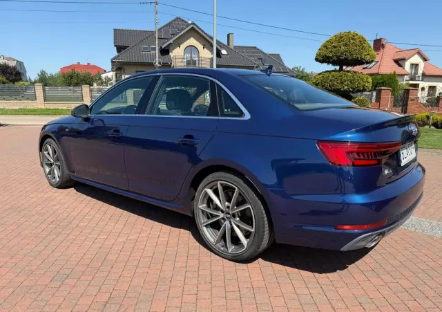 AUDI A4 Limousine 2.0 TFSI quattro S tronic sport