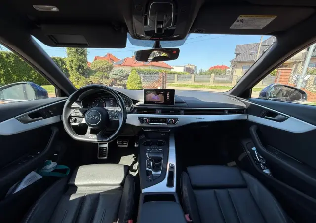AUDI A4 Limousine 2.0 TFSI quattro S tronic sport