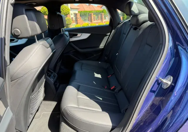 AUDI A4 Limousine 2.0 TFSI quattro S tronic sport