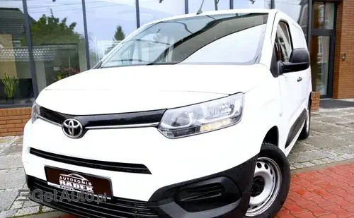 TOYOTA Proace City 