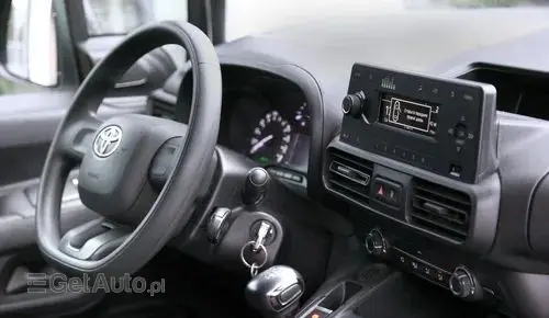 TOYOTA Proace City 