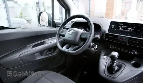 TOYOTA Proace City 