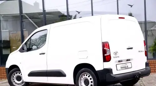 TOYOTA Proace City 