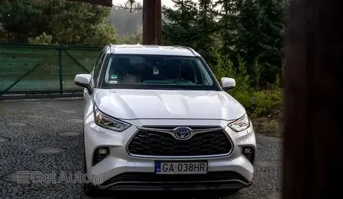 TOYOTA Highlander 