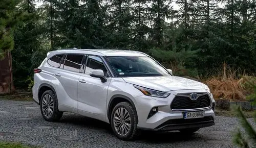 TOYOTA Highlander 