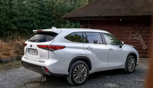 TOYOTA Highlander 