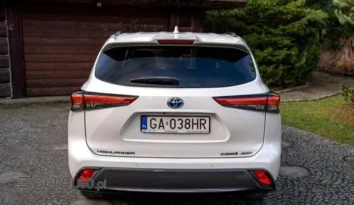 TOYOTA Highlander 