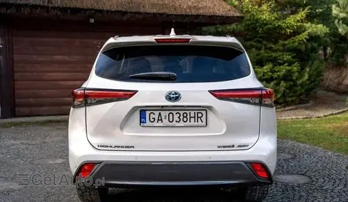 TOYOTA Highlander 