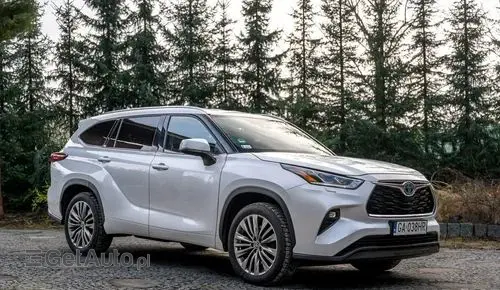 TOYOTA Highlander 