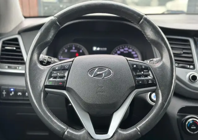 HYUNDAI Tucson 2.0 CRDI Premium 4WD
