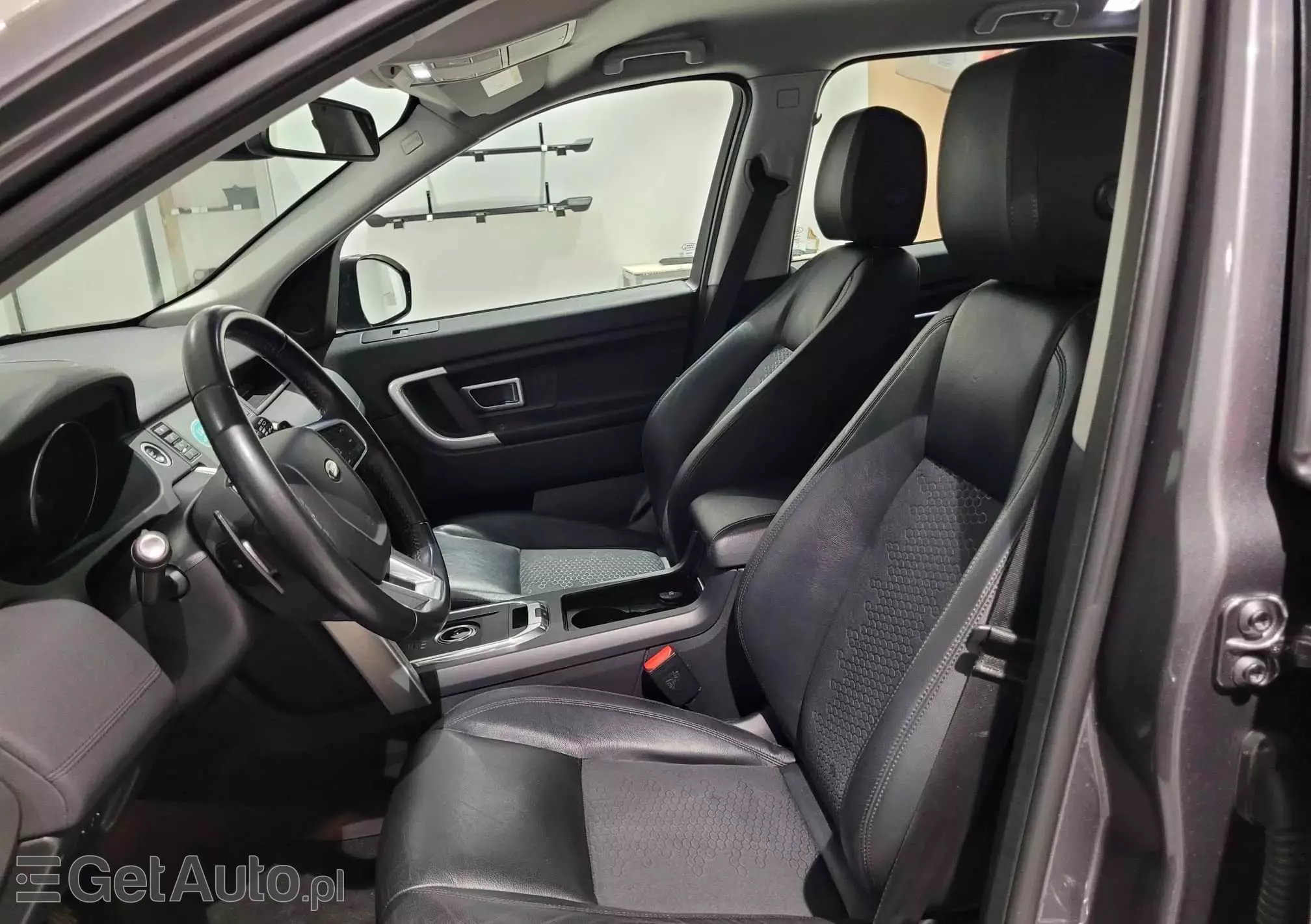 LAND ROVER Discovery Sport 2.0 TD4 Pure