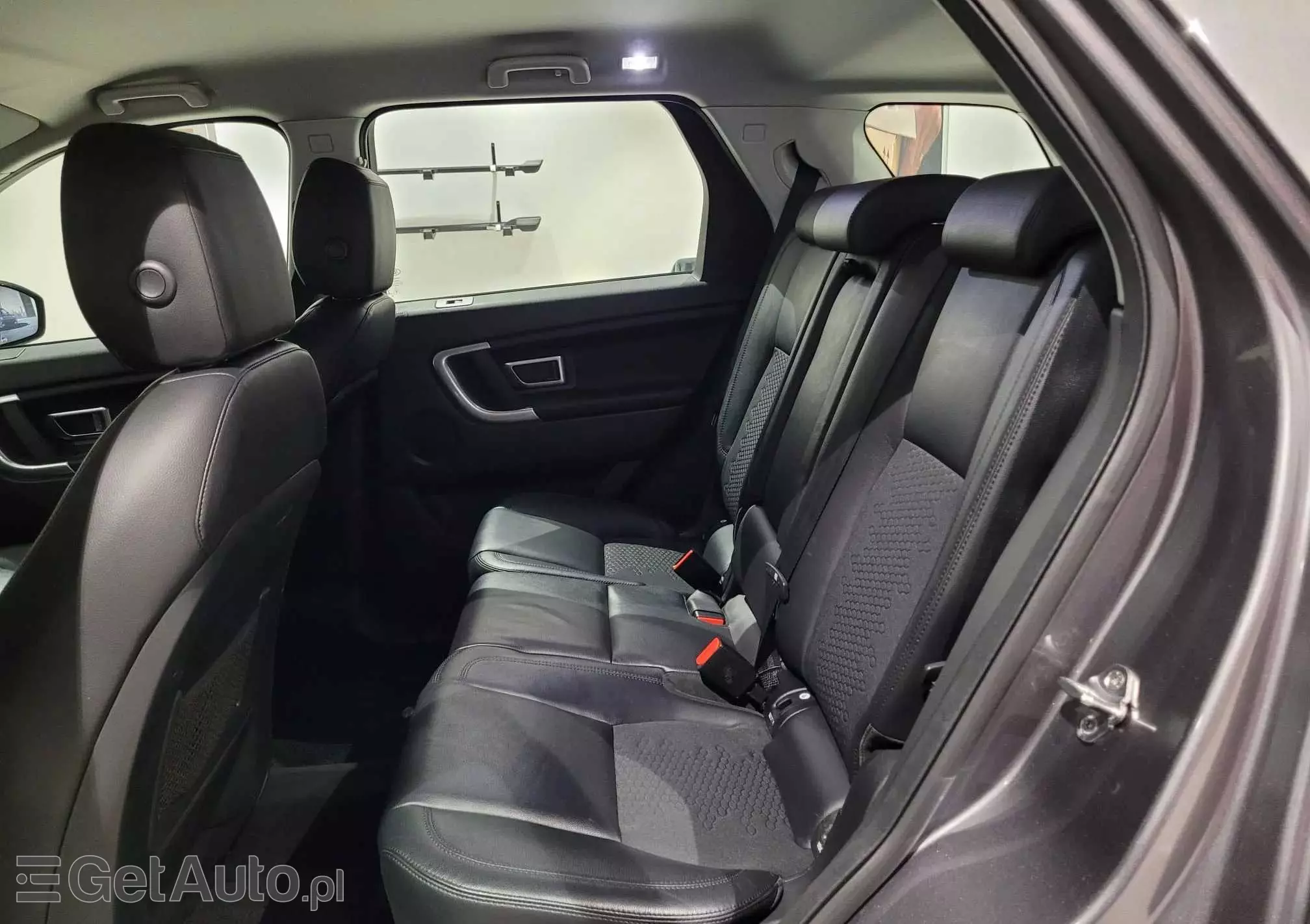 LAND ROVER Discovery Sport 2.0 TD4 Pure