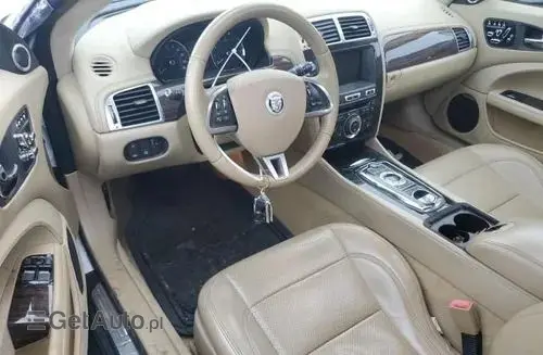 JAGUAR XK 