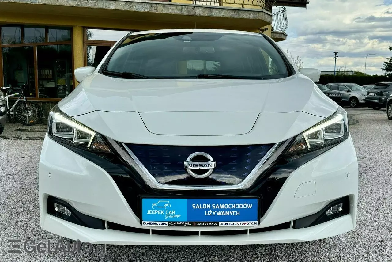 NISSAN Leaf 40kWh Tekna