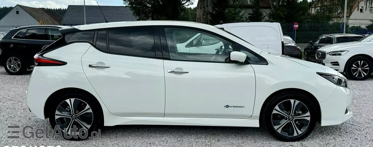 NISSAN Leaf 40kWh Tekna