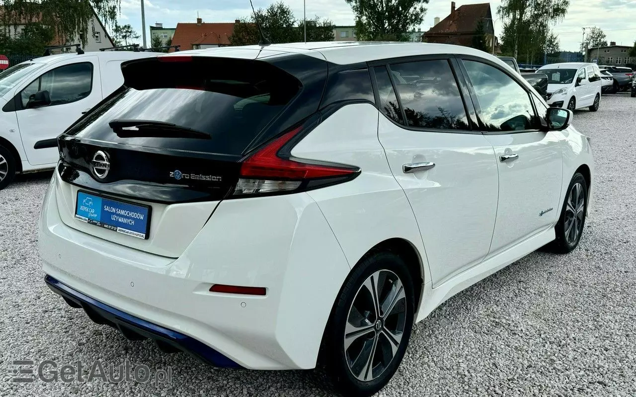 NISSAN Leaf 40kWh Tekna