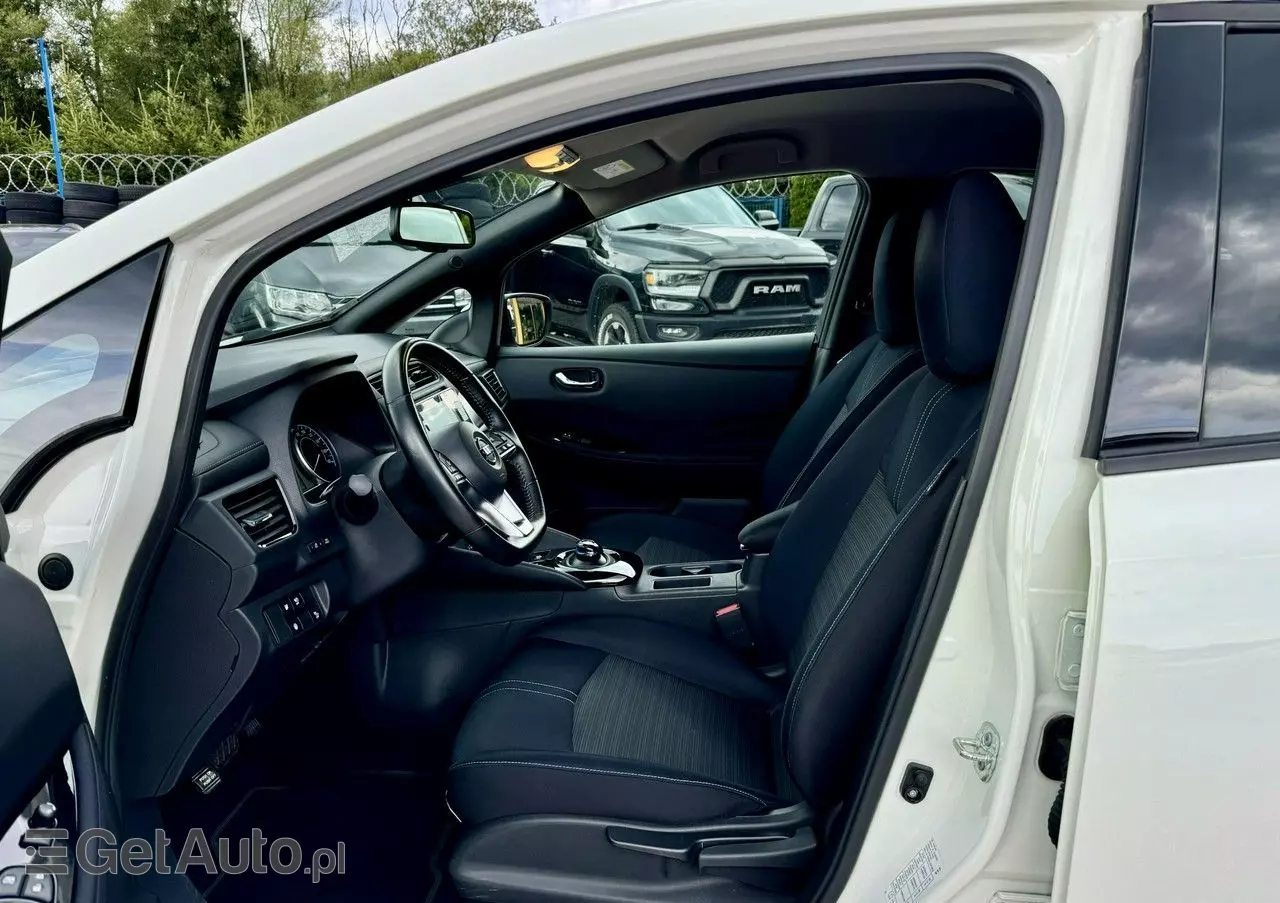 NISSAN Leaf 40kWh Tekna
