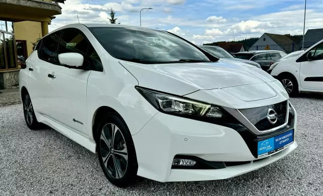 NISSAN Leaf 40kWh Tekna