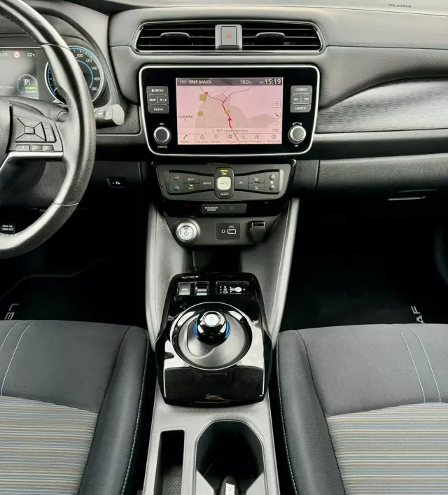 NISSAN Leaf 40kWh Tekna