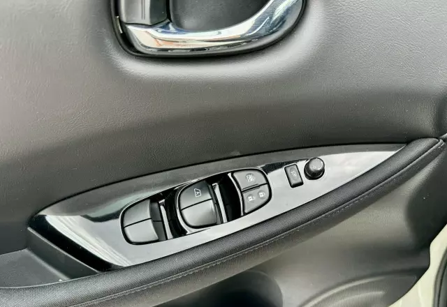 NISSAN Leaf 40kWh Tekna
