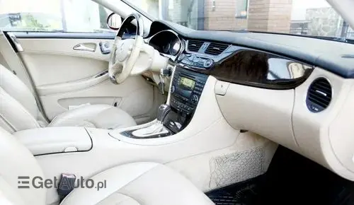 MERCEDES-BENZ CLS 