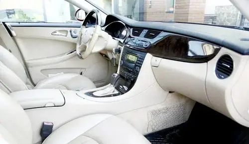MERCEDES-BENZ CLS 
