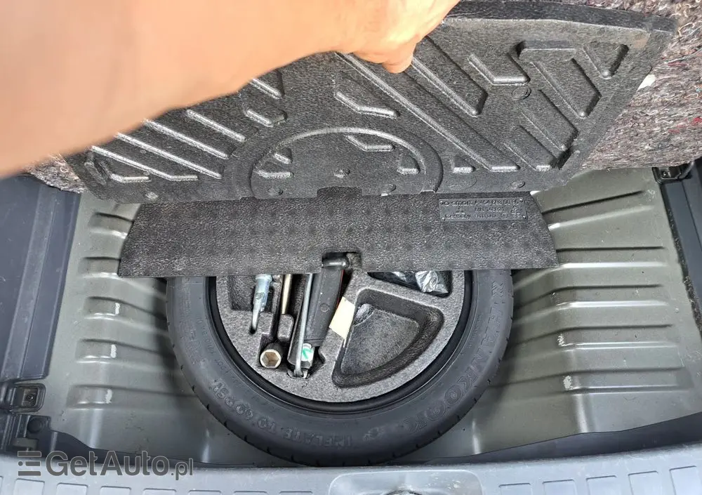 MITSUBISHI Colt 1.5 Invite Edition Gold