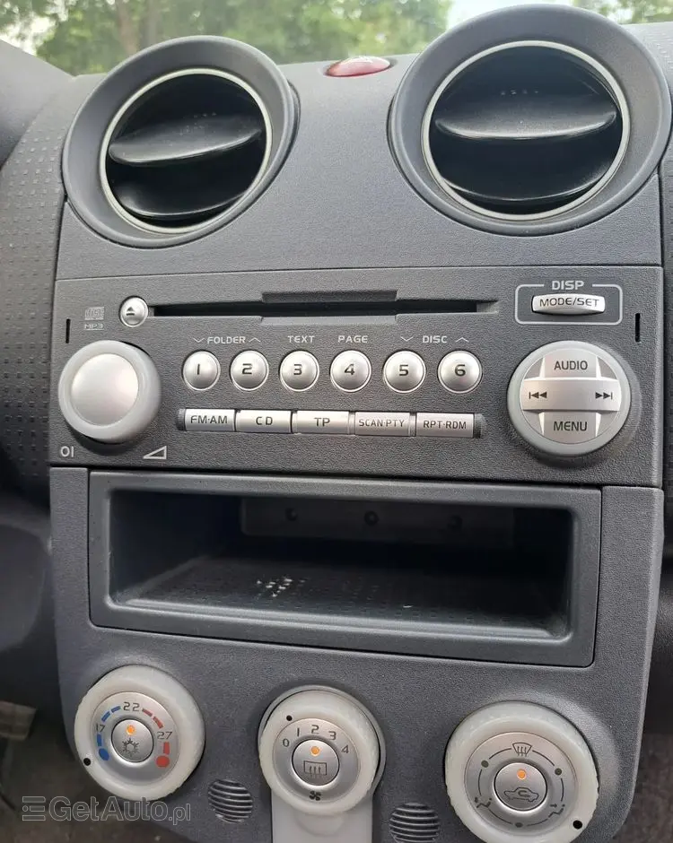 MITSUBISHI Colt 1.5 Invite Edition Gold