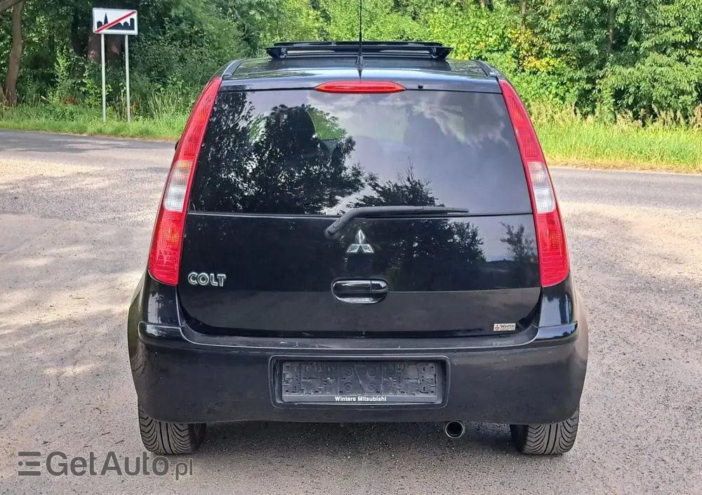 MITSUBISHI Colt 1.5 Invite Edition Gold
