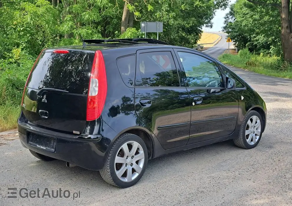 MITSUBISHI Colt 1.5 Invite Edition Gold