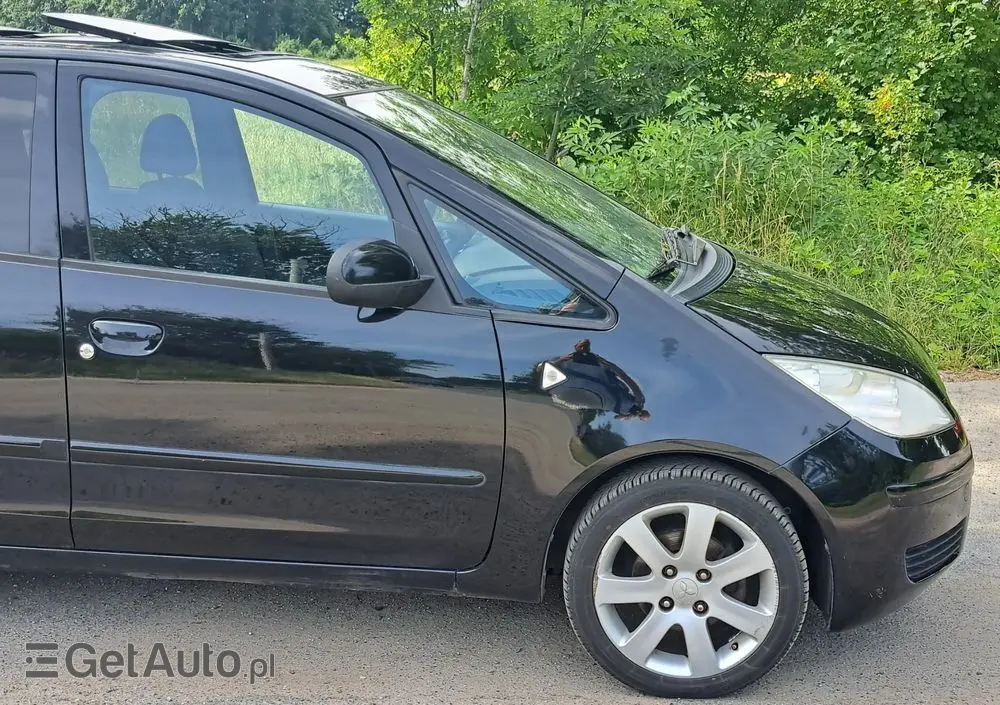 MITSUBISHI Colt 1.5 Invite Edition Gold