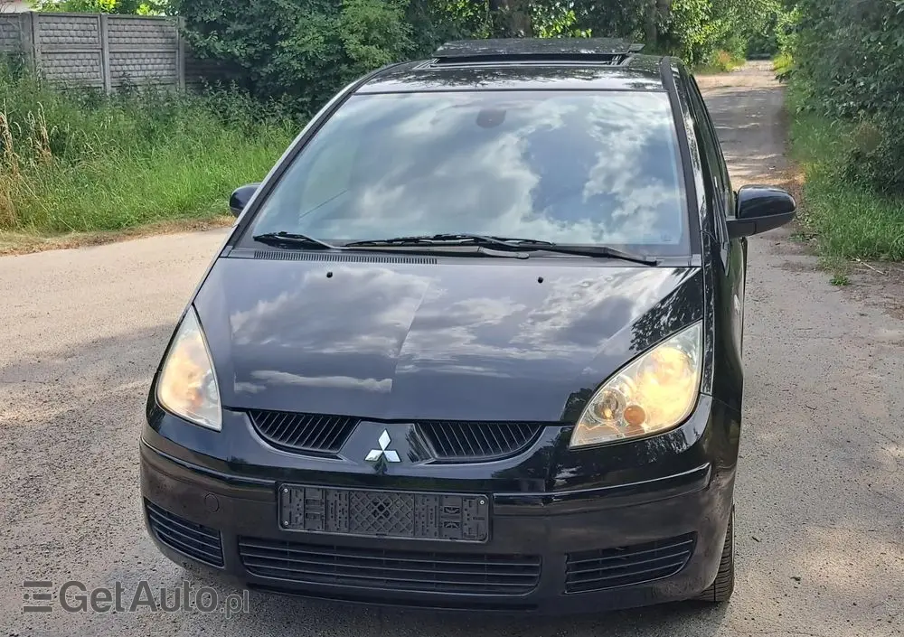 MITSUBISHI Colt 1.5 Invite Edition Gold