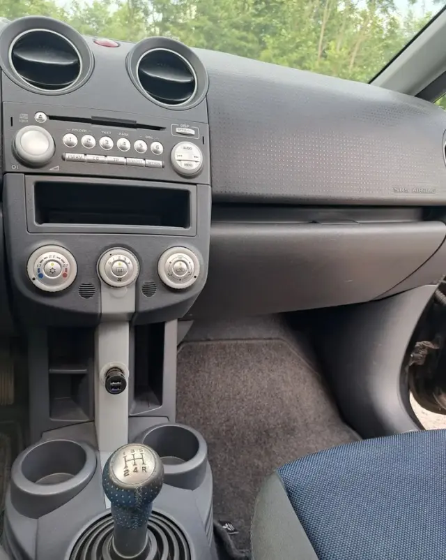 MITSUBISHI Colt 1.5 Invite Edition Gold