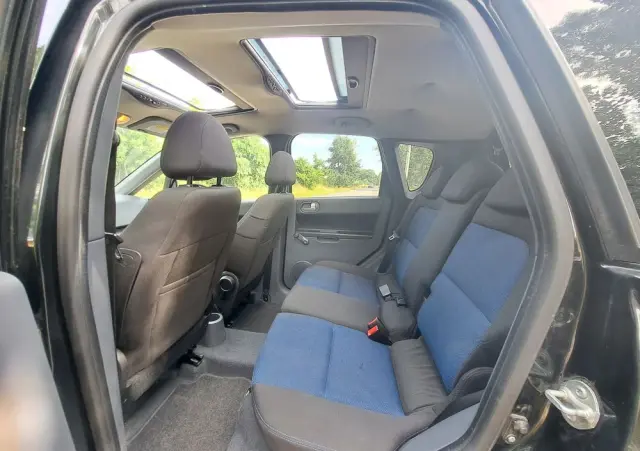 MITSUBISHI Colt 1.5 Invite Edition Gold