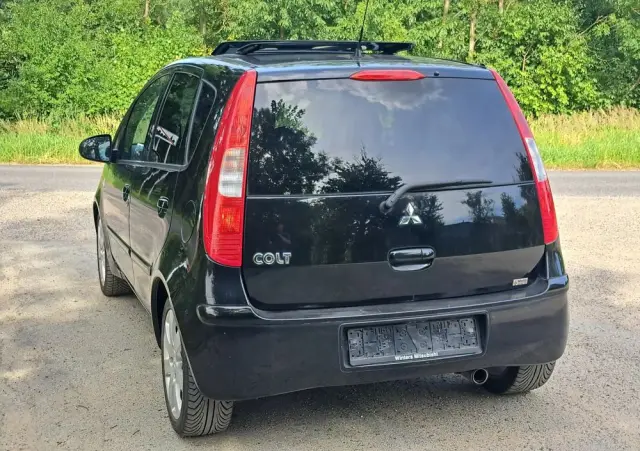 MITSUBISHI Colt 1.5 Invite Edition Gold