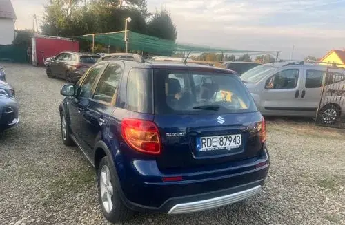 SUZUKI SX4 