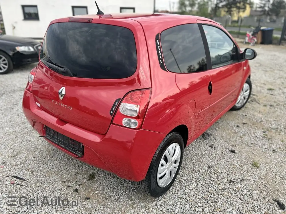RENAULT Twingo 