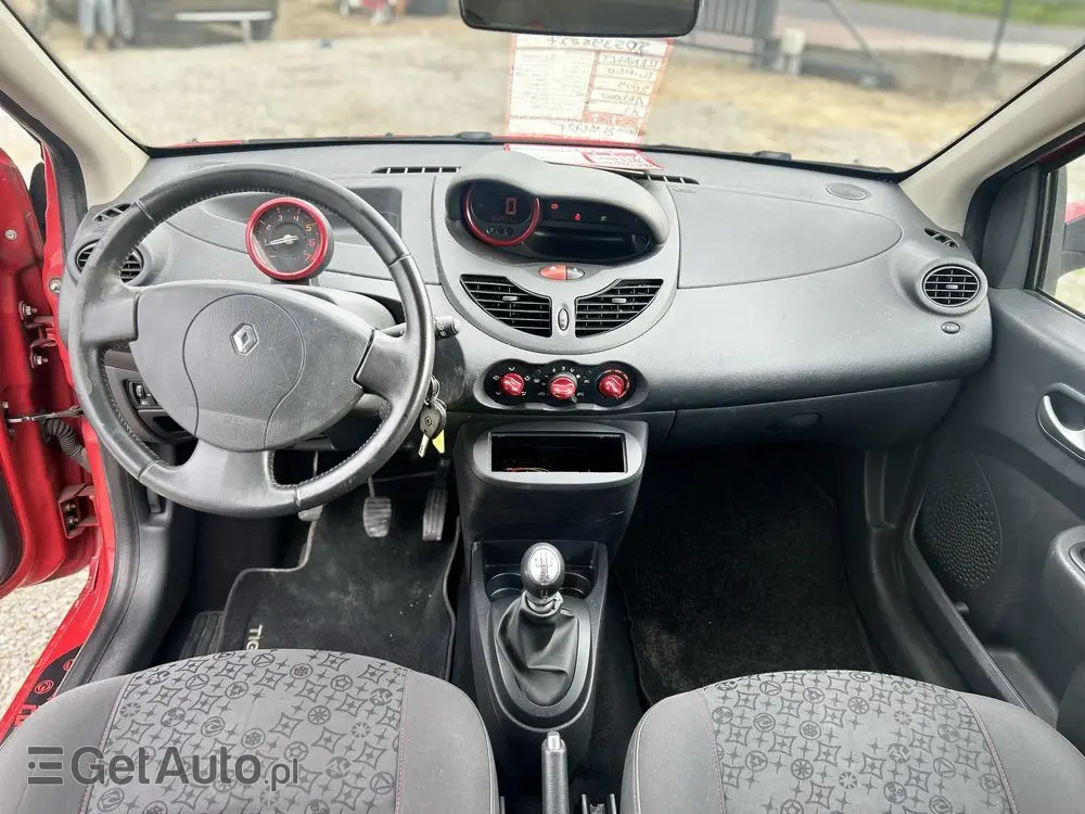 RENAULT Twingo 