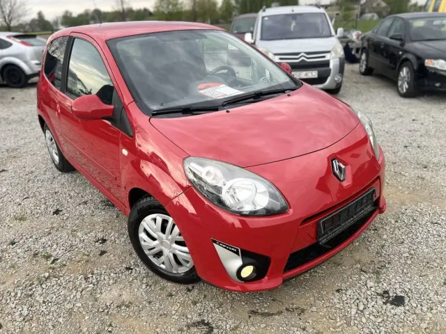 RENAULT Twingo 
