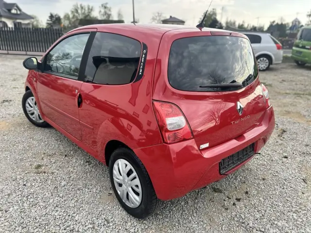 RENAULT Twingo 