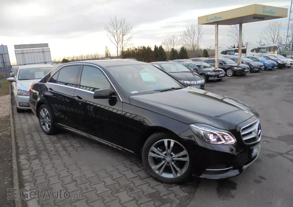 MERCEDES-BENZ Klasa E 220 BlueTEC BlueEFFICIENCY Edition 9G-TRONIC Avantgarde