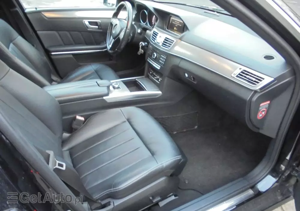 MERCEDES-BENZ Klasa E 220 BlueTEC BlueEFFICIENCY Edition 9G-TRONIC Avantgarde