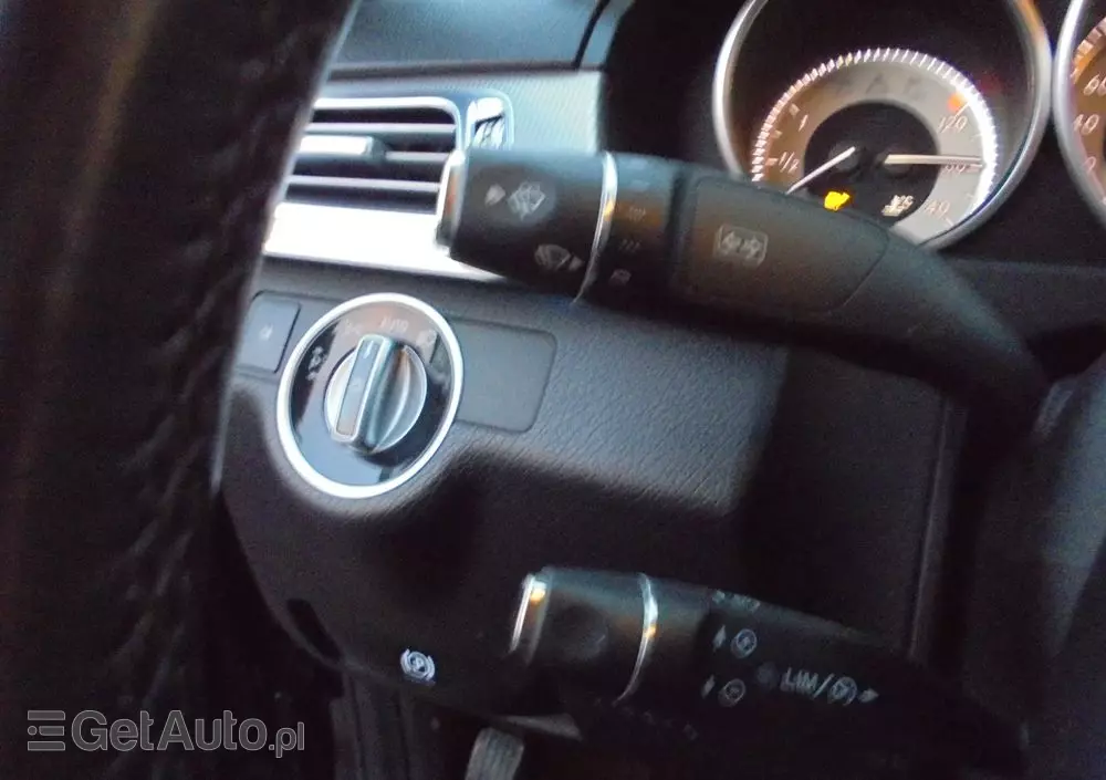 MERCEDES-BENZ Klasa E 220 BlueTEC BlueEFFICIENCY Edition 9G-TRONIC Avantgarde