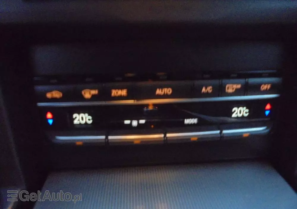 MERCEDES-BENZ Klasa E 220 BlueTEC BlueEFFICIENCY Edition 9G-TRONIC Avantgarde