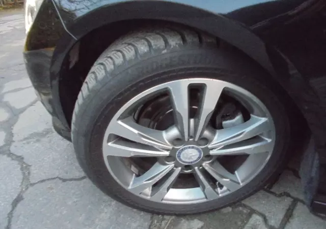 MERCEDES-BENZ Klasa E 220 BlueTEC BlueEFFICIENCY Edition 9G-TRONIC Avantgarde