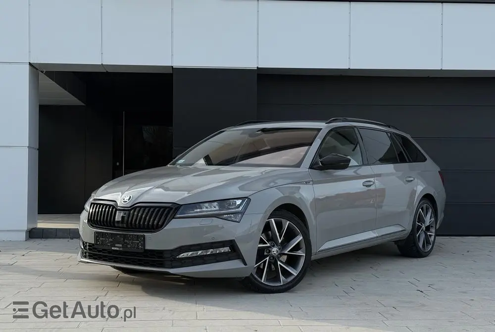 SKODA Superb 2.0 TDI SCR Sportline DSG